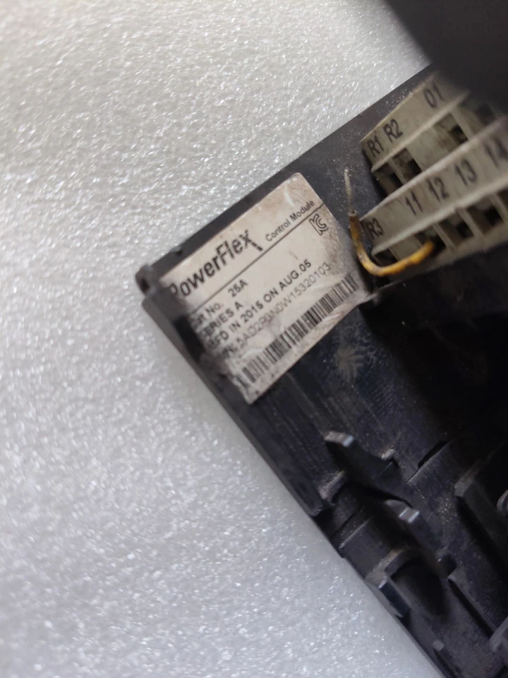 ALLEN BRADLEY 1HP 0.75KW 25A-D2P3N104 TESTED OK